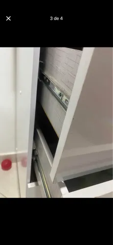 Vendo cômoda retrô grande 