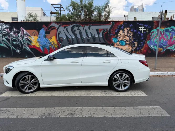 Mercedes-Benz CLA-200 Vision 1.6 TB 16V Flex Aut. 2017
