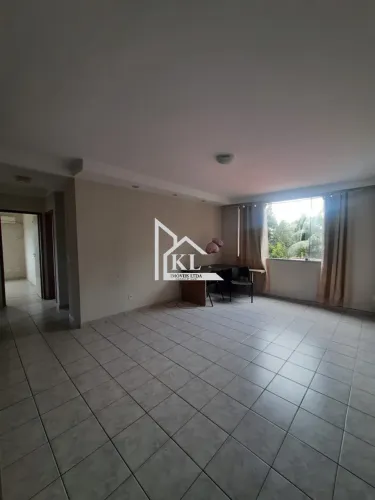 Ótima Localização - Apto - 3 Quartos - 2º Andar - 83M2 - Cristiano Mendes