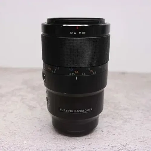 Sony 90mm F2.8 macro G master