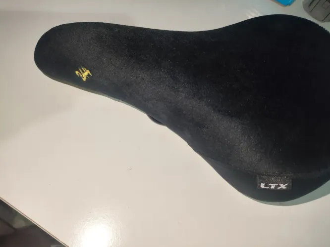 Selim Tipo Máfia LTX Preto para Bicicleta - Novo e Confortável