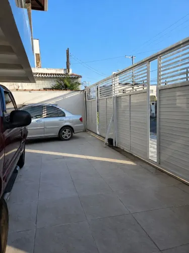 Casa 2 quartos - Mirim (Próximo. a prefeitura)