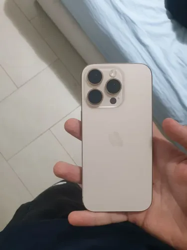 VENDO IPHONE 16 PRO MAX