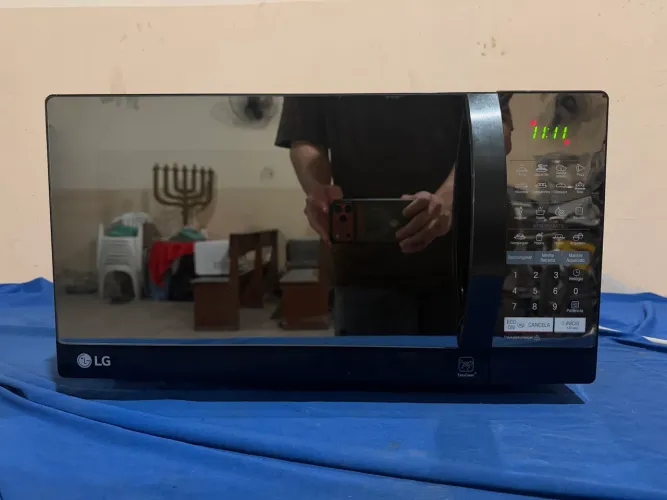 Microondas LG espelhado preto! Novo