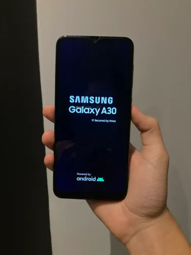 Samsung Galaxy A30 64GB ( Excelente estado de conservação )
