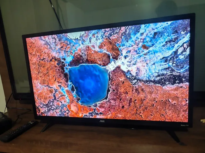 Tv AOC roku 32 polegadas