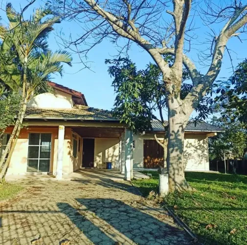 VENDO CASA JAGUARUNA/SC - BAL JANAINA