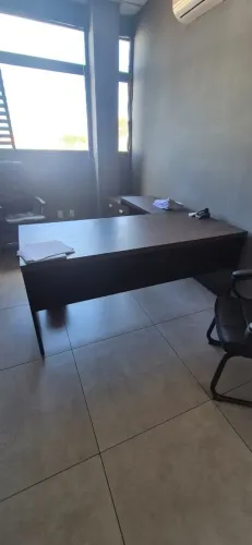 Mesa de Escritório Diretor - Excelente Estado
