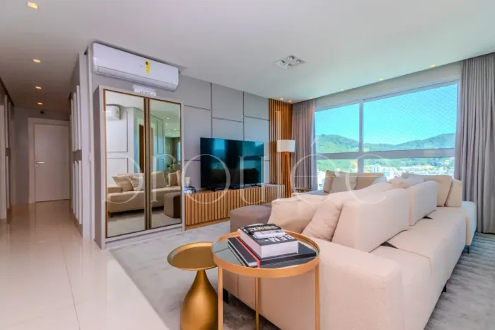 APARTAMENTO MOBILIADO NO FALCON TOWER FG EM BALNEÁRIO CAMBORIÚ-SC PARA LOCAÇÃO ANUAL