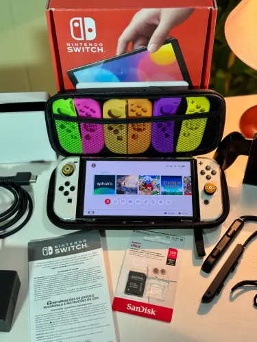 (Desbloqueado) Nintendo Switch Oled