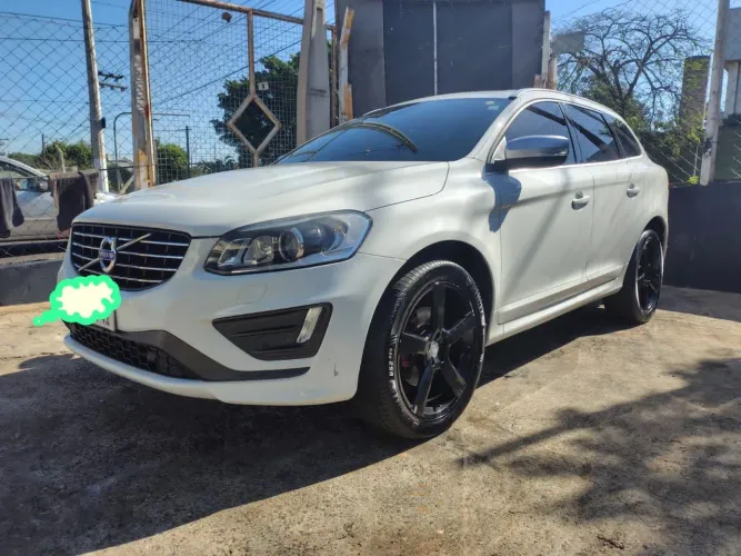 Volvo XC 60 T-5 R-design 2.0 FWD 5P 2015