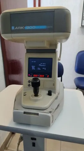 Auto refrator nidek em perfeitas condições