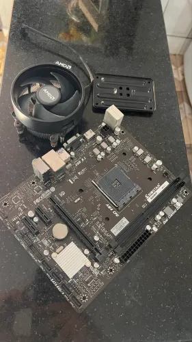 Placa mãe AMD B450