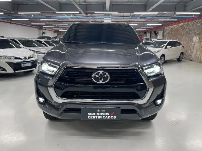 Toyota Hilux CD SRV 4X4 2.8 TDI Diesel Aut. 2025