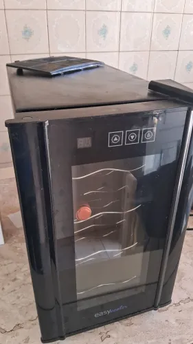 Adega Climatizada easycooler 8 garrafas