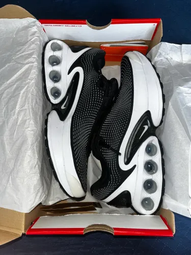 TÊNIS NIKE AIR MAX DN BLACK/WHITE