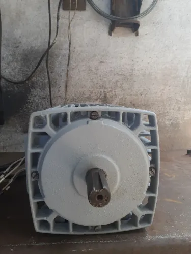 Motor Elétrico