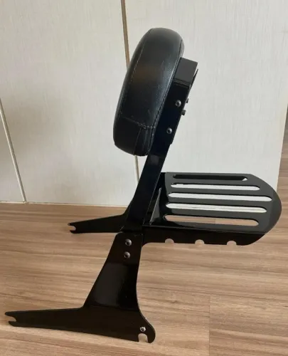 Sissy Bar com Encosto e Bagageiro para Harley-Davidson - Preto