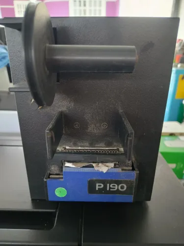 Vendo impressora de registro P-190, ela não está ligando. Item de colecionador. LEIA.