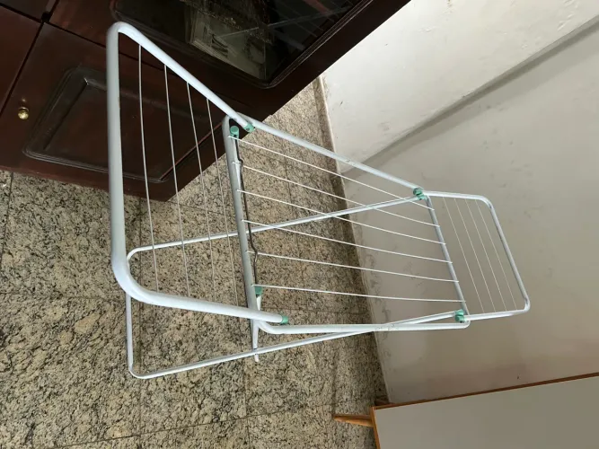 Varal de chão