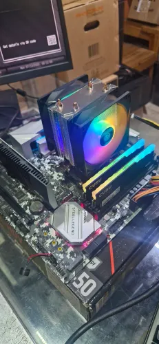 Kit Gamer RYZEN 7/ 16GB DDR4 RGB/ Steel Lenged entrego parcelo 