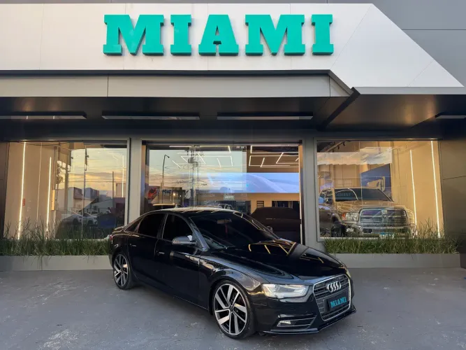 Audi A4 2.0 Avant 16V TFSI Quattro Stronic 2013