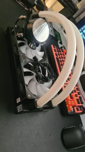 Water cooler Wac4 Mangueiras Argb personalizaveis direto pela placa mãe ou controladora