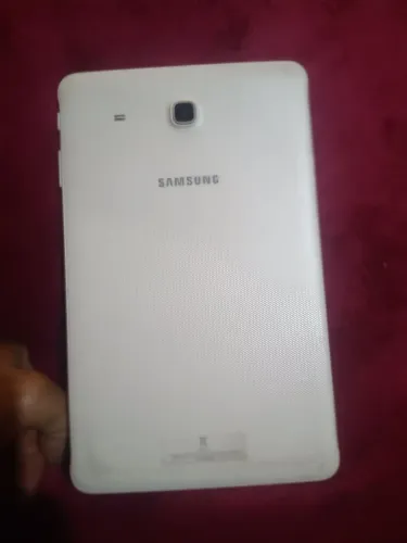 Tablet t560