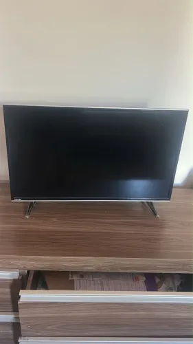 Vende-se TV Smart 32 polegadas TOSHIBA