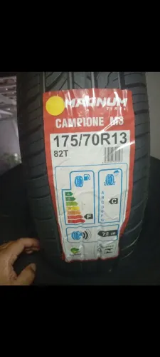 Pneus Vendo ou Troco Aro 13 