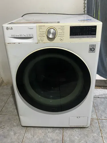 Máquina de lavar. Lava e seca LG