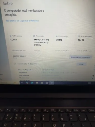Notebook Lenovo V15 G1 IML - i3-10110U / 10GB RAM / SSD