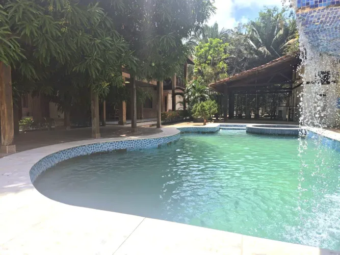 Casa duplex à venda: Araçagi