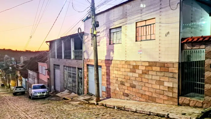 Casa à Venda - Excelente Localização no Centro de Caxambu