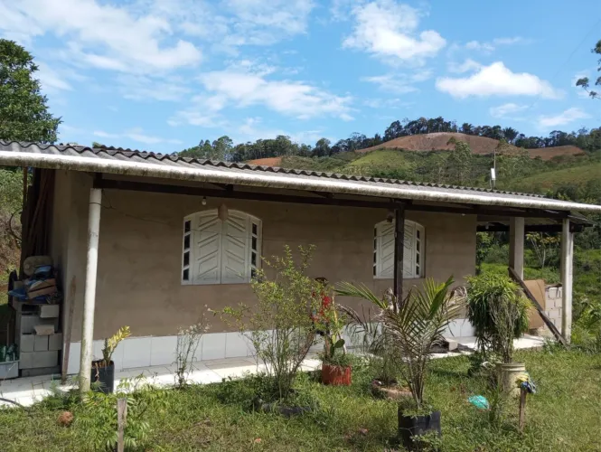 Chácara com casa Marechal Floriano