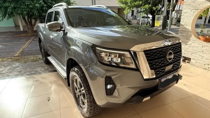 Nissan Frontier XE CD 4X4 2.3 Bi-TB Diesel Aut. 2024