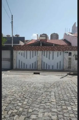 Vendo casa no Bairro Luzia