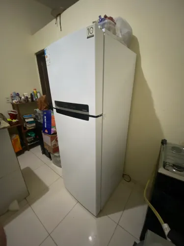 Geladeira Midea Frost free nova