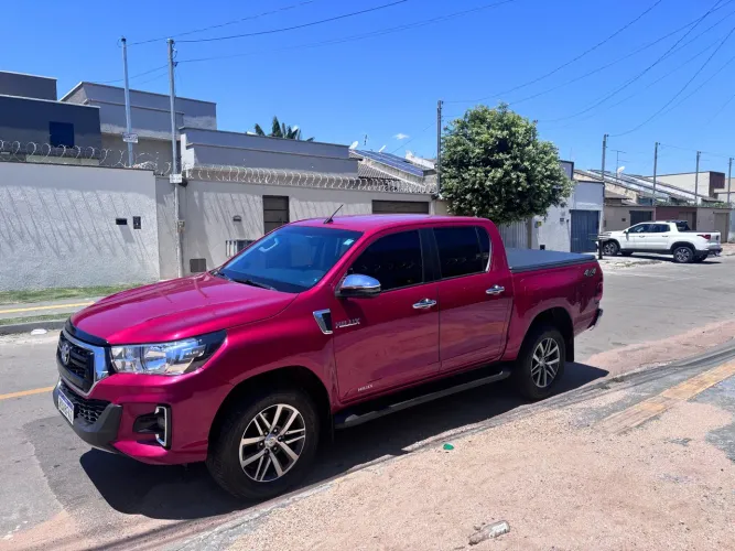 Toyota Hilux CD SRV 4X4 2.8 TDI Diesel Aut. 2020