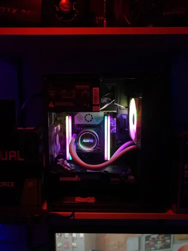 PC GAMER-Xeon completo + mouse e fone
