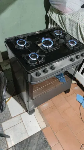Fogão 5 bocas com mesa de vidro