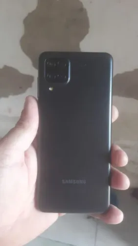 Samsung A12
