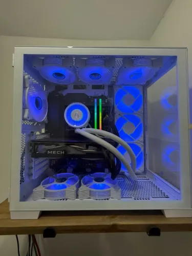 PC Gamer High-End Ryzen 7 5800X3D + RX 6750 XT 12GB | 32GB RAM | Water Cooler 360 White