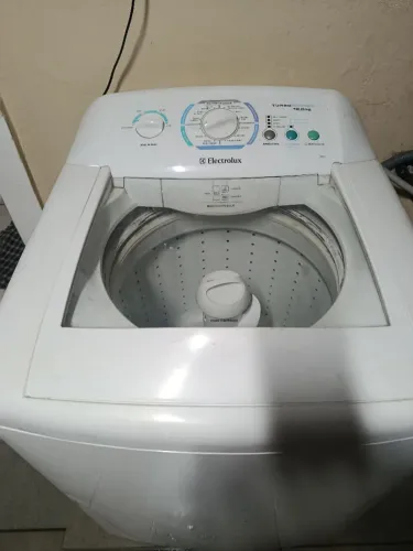 Vendo maquina de lavar 