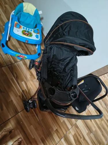 Carro de passeio,bebê conforto, andador interativo 