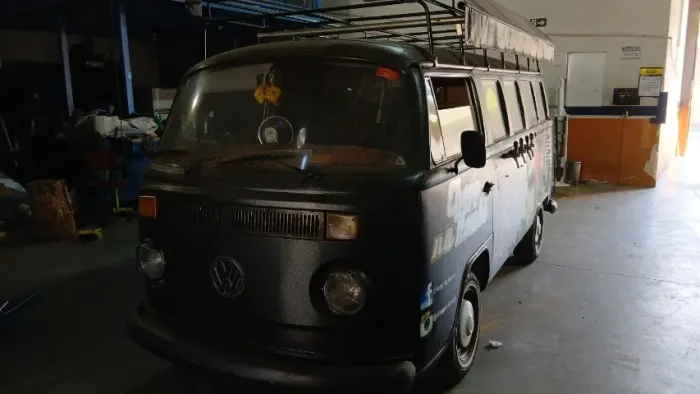 Volkswagen Kombi Standard/ Luxo/ Serie Prata 1991