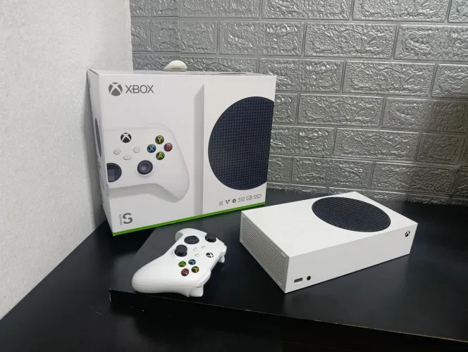  Xbox Series S 512GB + Controle | Excelente Estado
