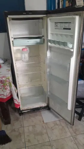 Vendo geladeira usada