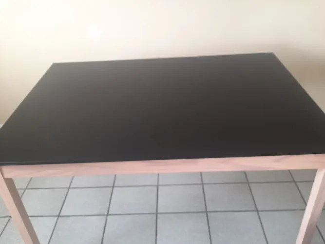 Mesa palet box na cor preta