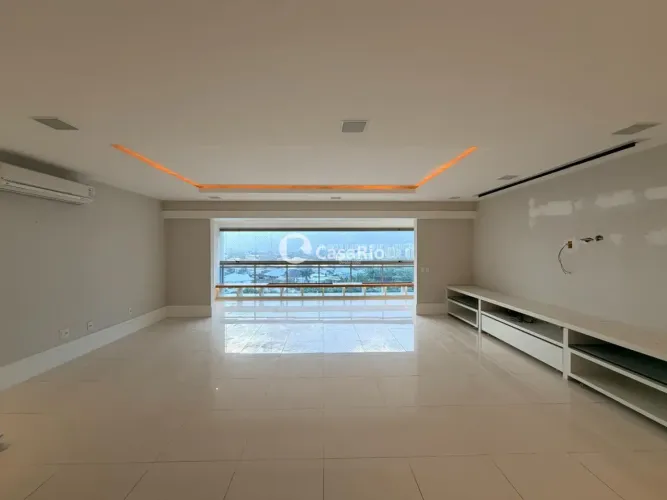 Barra da Tijuca | Apartamento 4 quartos, sendo 4 suites